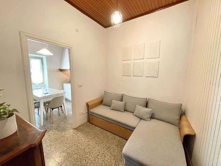Historic Downtown Home By The Sea With King Bed มอนเตรอสโซ อัล มาเร ภายนอก รูปภาพ